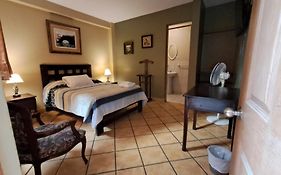 Hostal Tambo Colorado